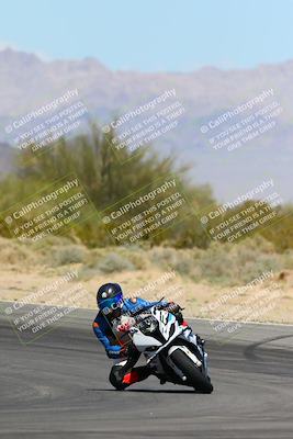 media/Mar-25-2024-Moto Forza (Mon) [[8d4319bd68]]/3-Intermediate Group/Session 4 (Turn 10)/